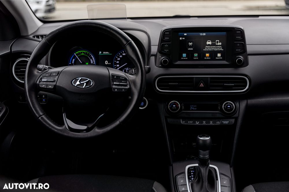 Hyundai KONA - 16