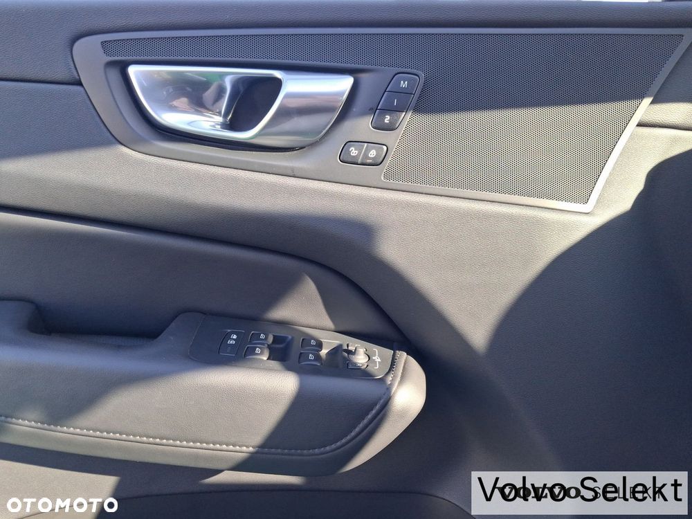 Volvo XC 60 - 21