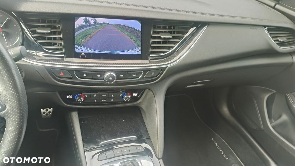Opel Insignia 1.5 T Exclusive S&S - 17