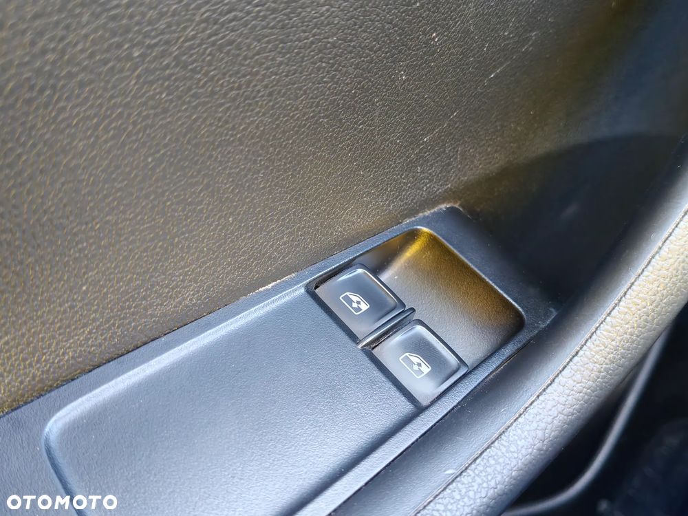 Skoda Fabia 1.0 Ambition - 19