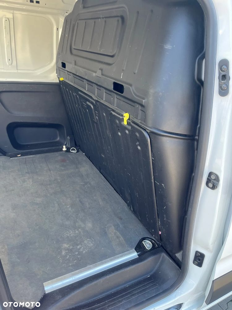 Toyota Pro Ace City Long Active - 13