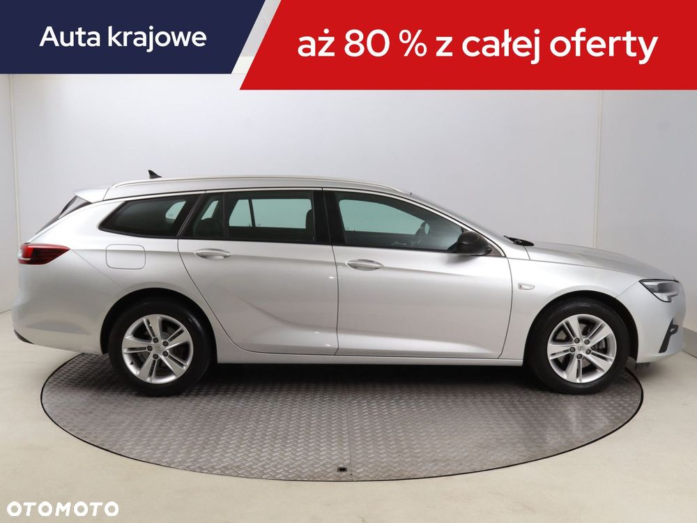 Opel Insignia - 8