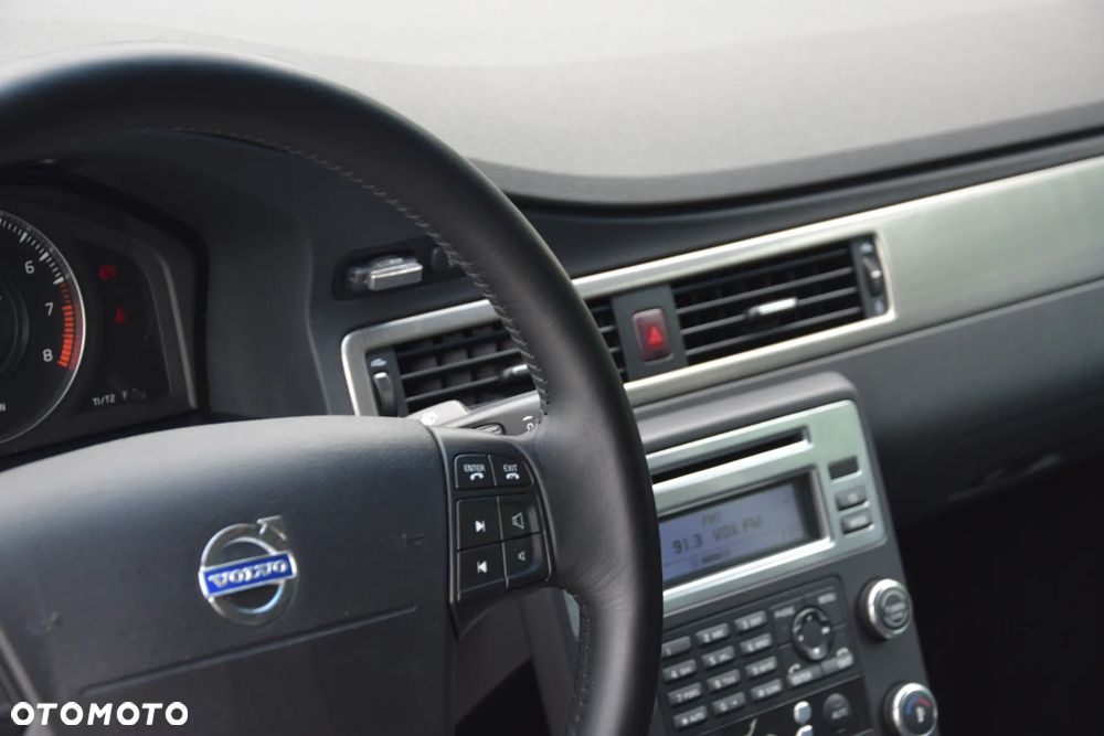 Volvo S80 2.5T Momentum - 25