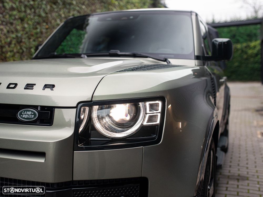 Land Rover Defender 2.0 P300e 110 AWD X-Dynamic SE - 8