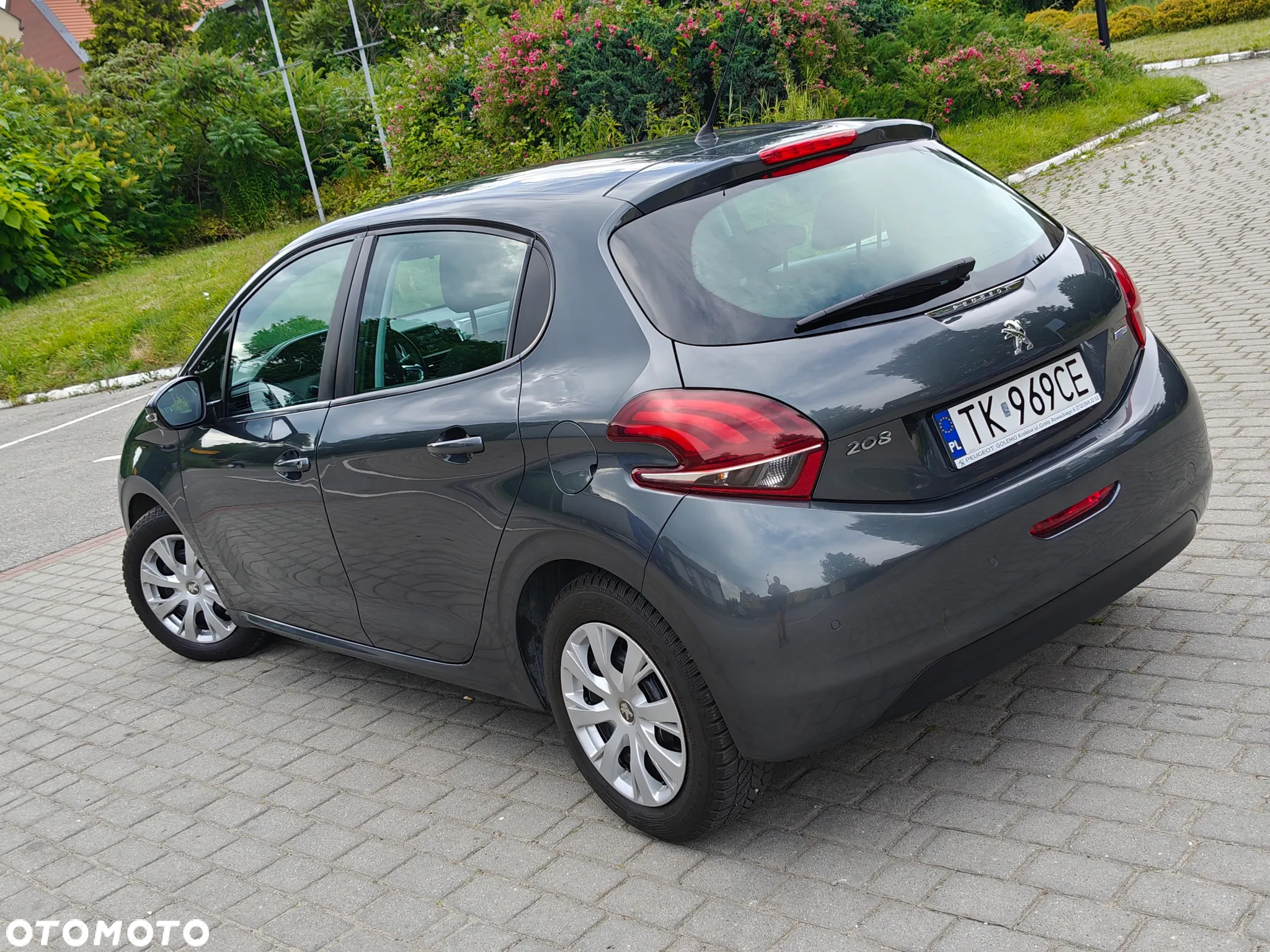 Peugeot 208 1.2 PureTech GPF Allure S&S - 3
