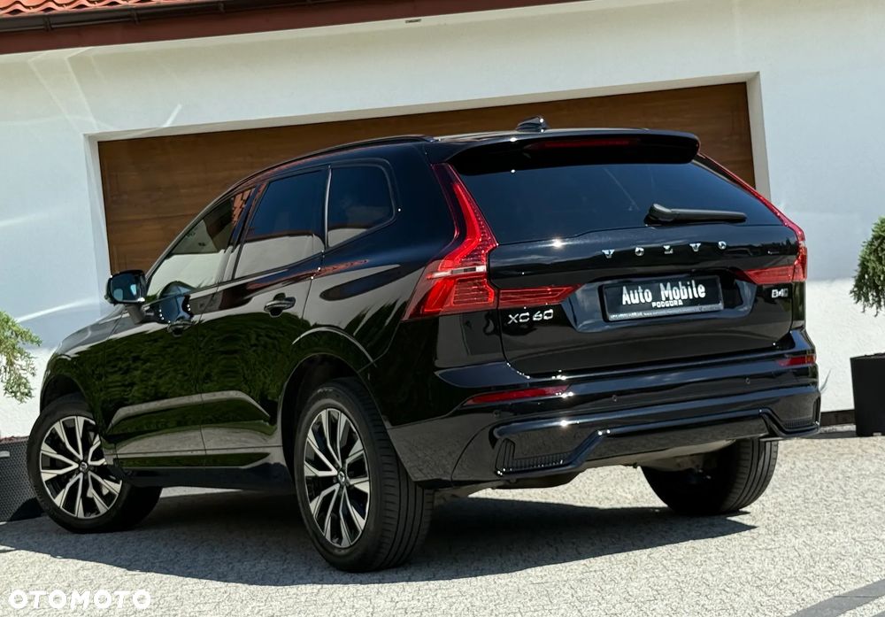 Volvo XC 60 B4 D AWD Plus Dark - 3
