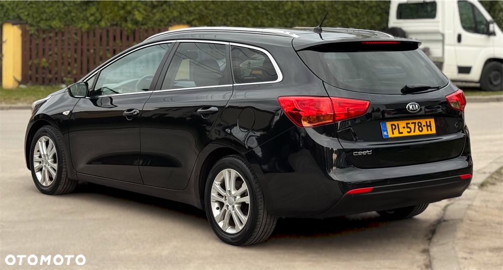 Kia Ceed 1.6 GDI ISG Spirit - 7