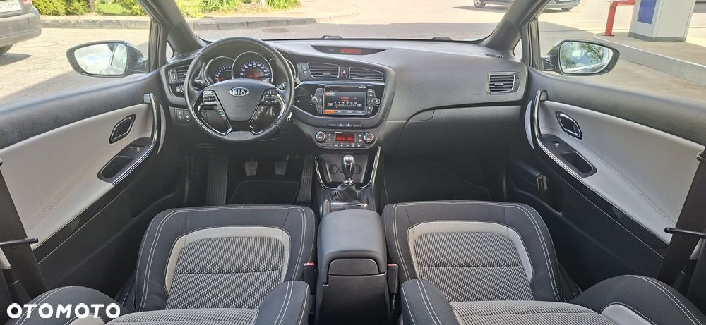 Kia ProCeed 1.6 GDI L - 10