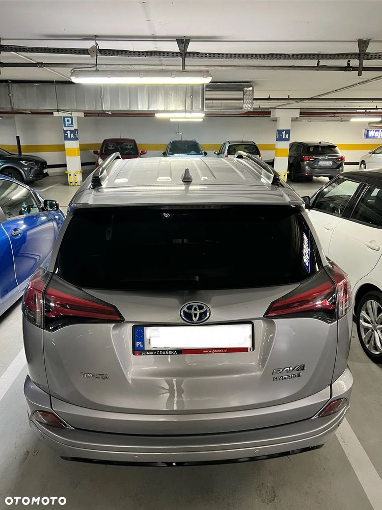 Toyota RAV4 Hybrid Selection 4x2 - 19