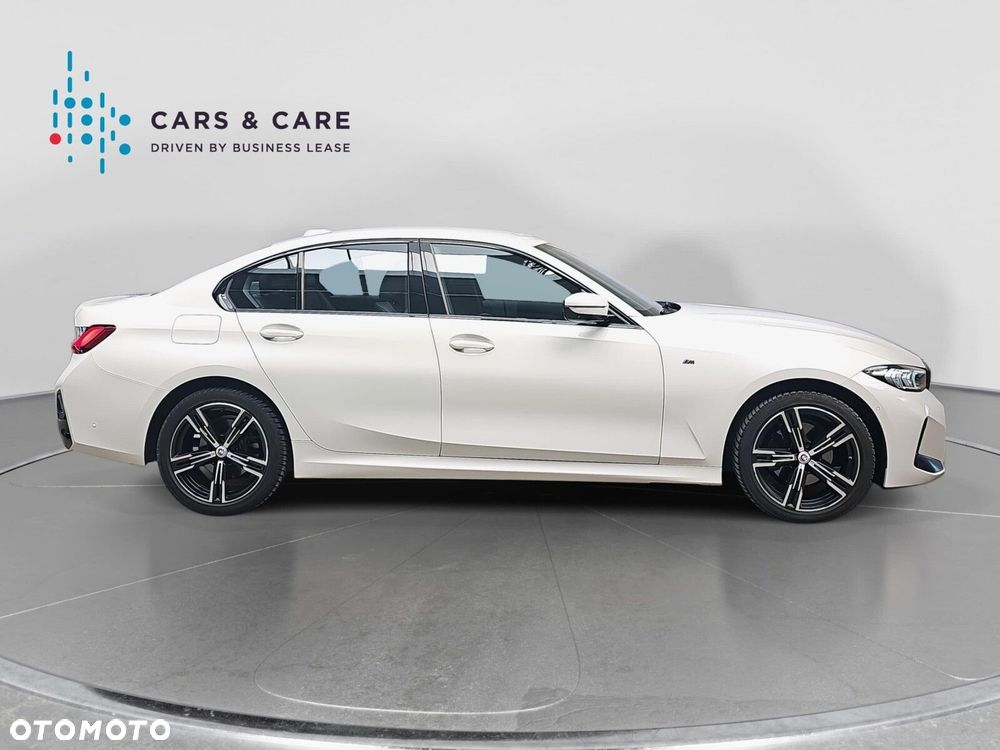 BMW Seria 3 320i - 25