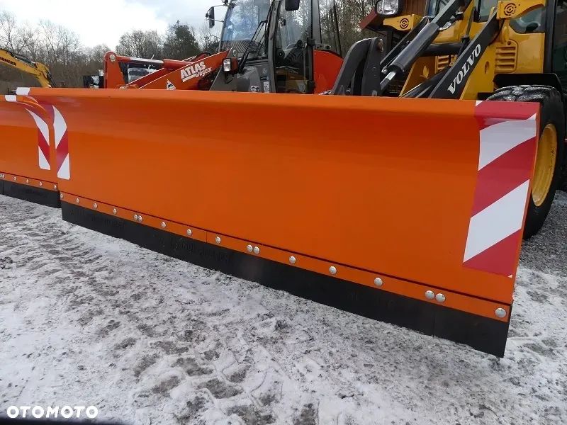 Pług do odśnieżania do ładowarki - 5