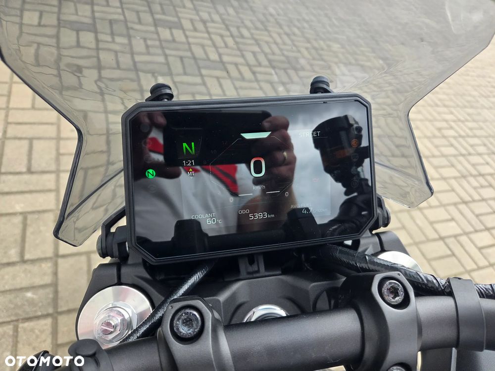 Yamaha MT - 2