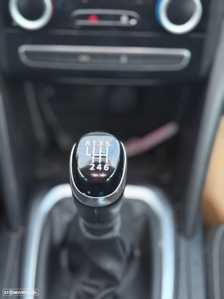 Renault Mégane Sport Tourer 1.5 dCi Zen - 2