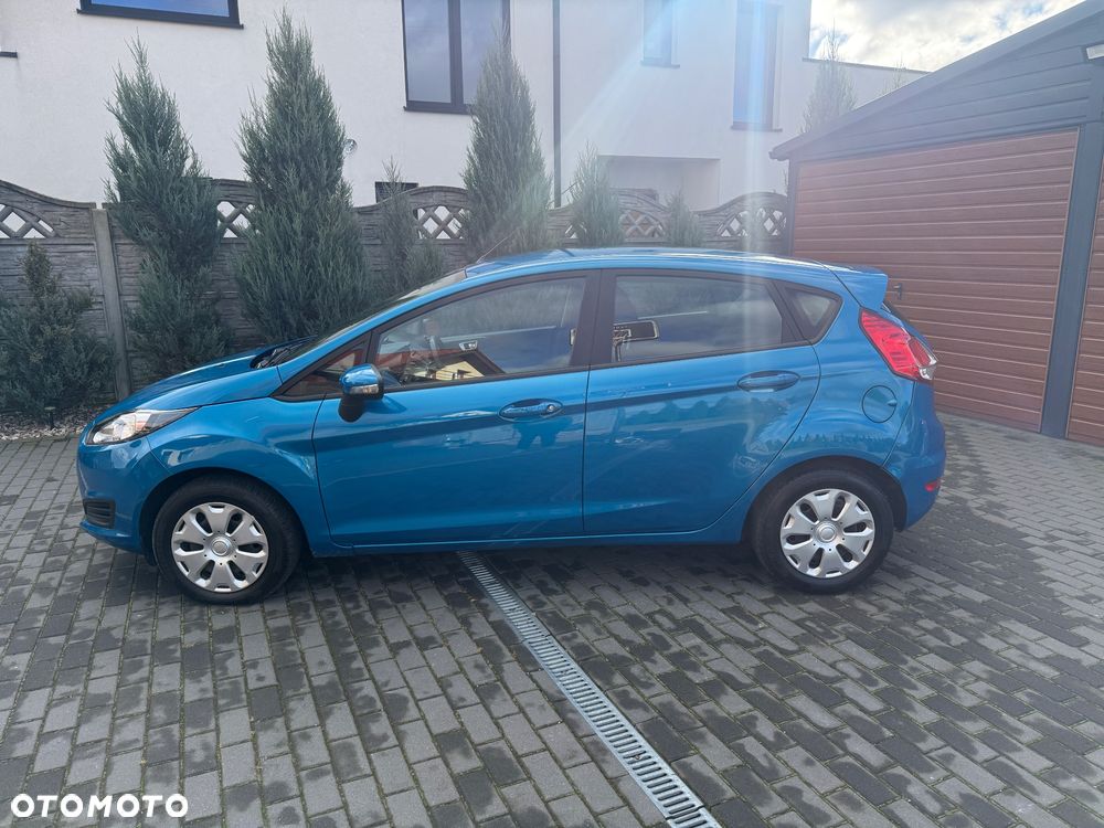 Ford Fiesta 1.6 TDCI SYNC Edition - 4