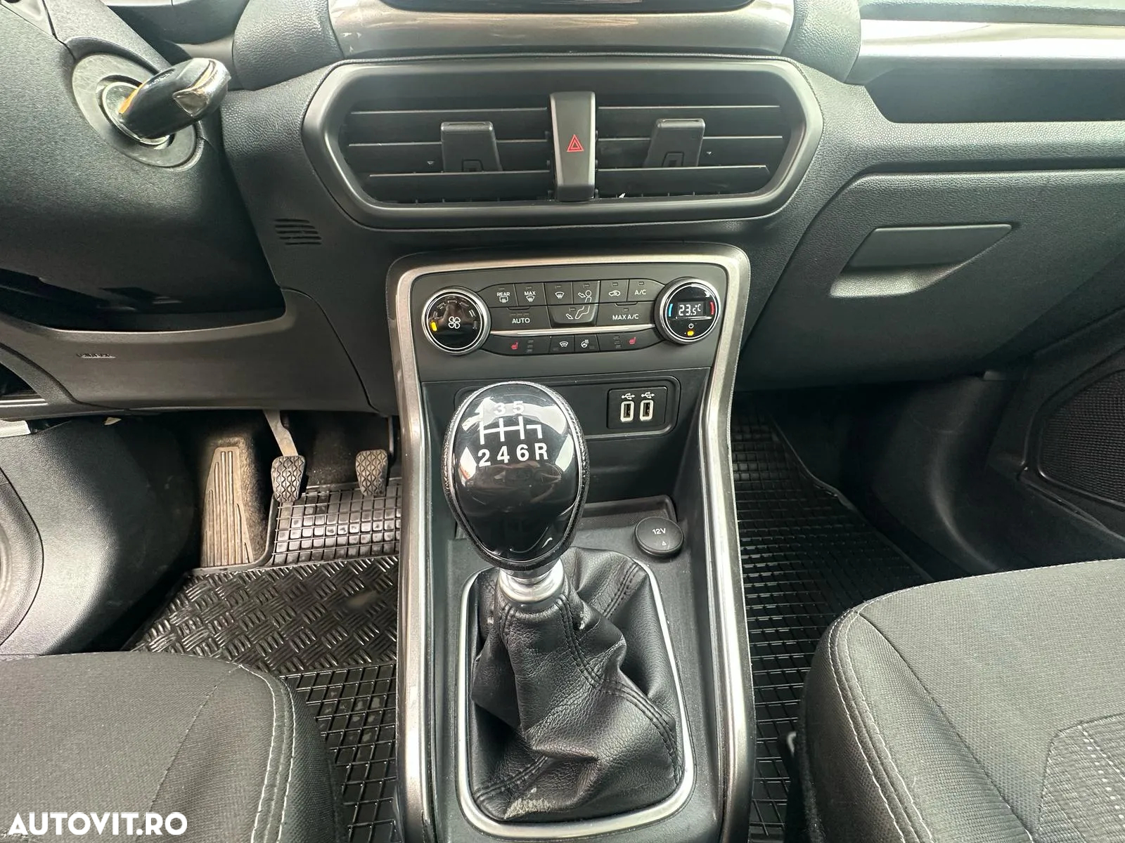 Ford EcoSport 1.5 EcoBlue Trend - 11