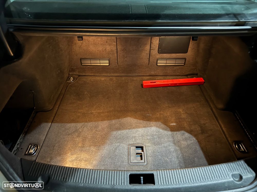 Audi A8 3.0 TDI DPF clean quattro tiptronic - 30