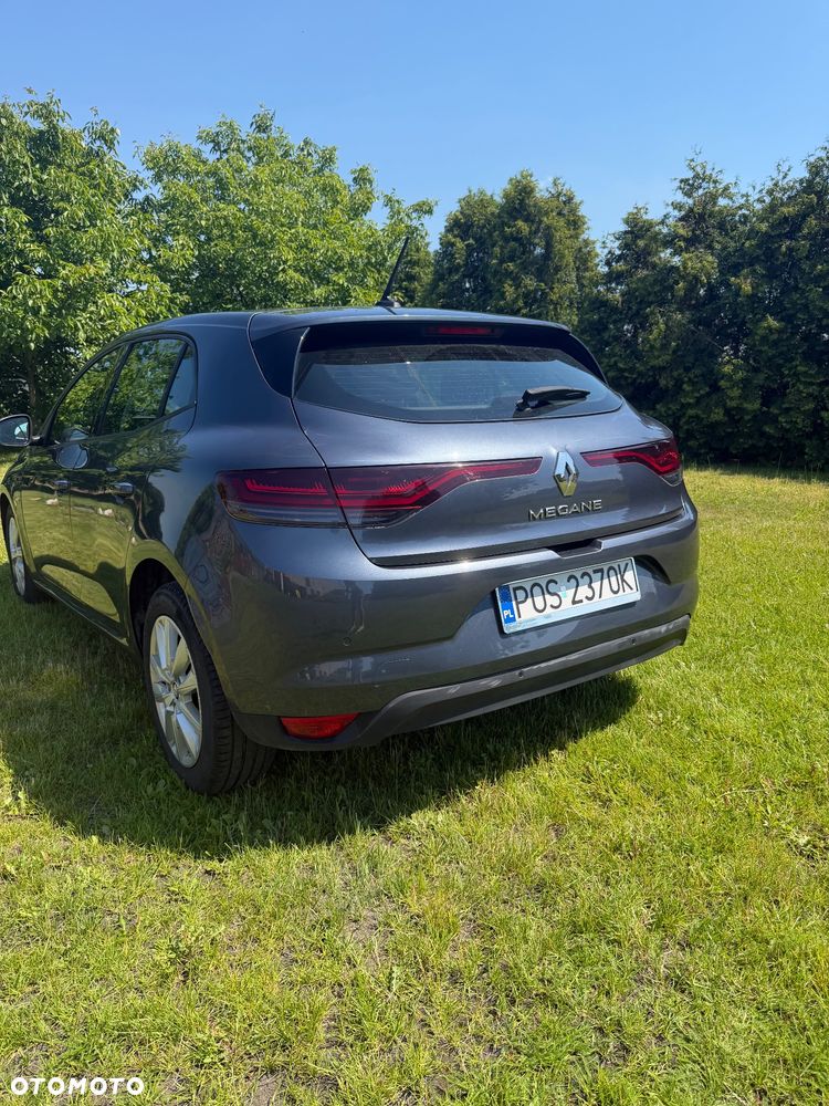 Renault Megane 1.5 Blue dCi Evolution EDC - 6