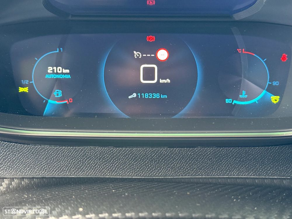 Peugeot 208 1.5 BlueHDi GT - 28