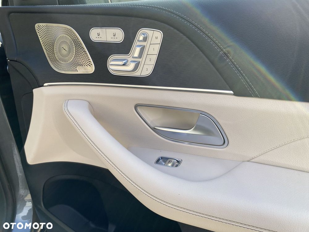 Mercedes-Benz GLE - 25