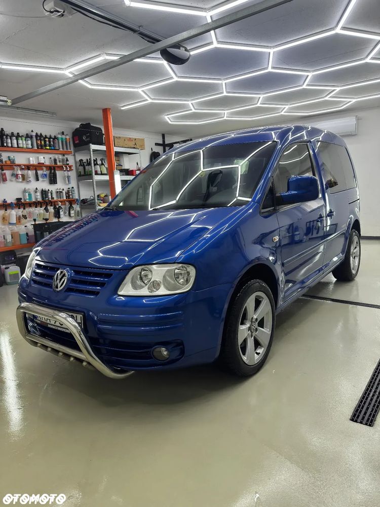 Volkswagen Caddy - 1