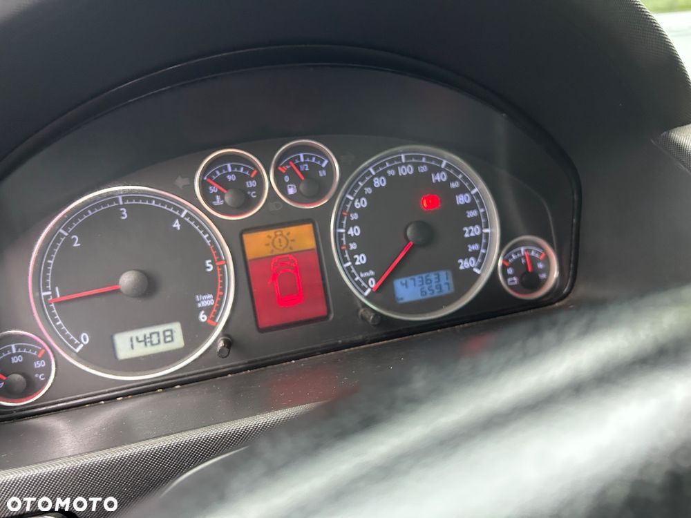 Volkswagen Sharan 1.9 TDI Basis - 10