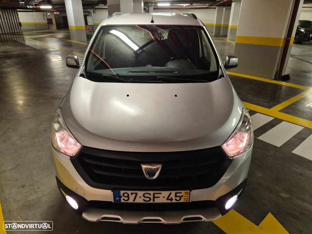 Dacia Lodgy 1.5 dCi Stepway 7L - 5
