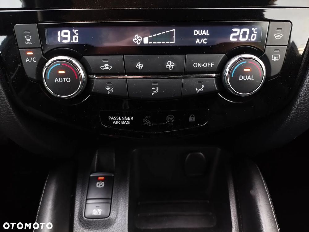 Nissan Qashqai 1.3 DIG-T Tekna+ - 12