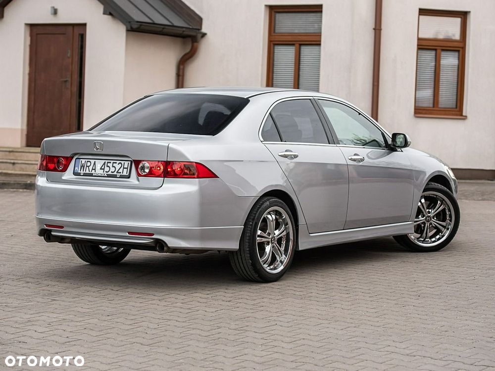 Honda Accord 2.4 i Executive - 16