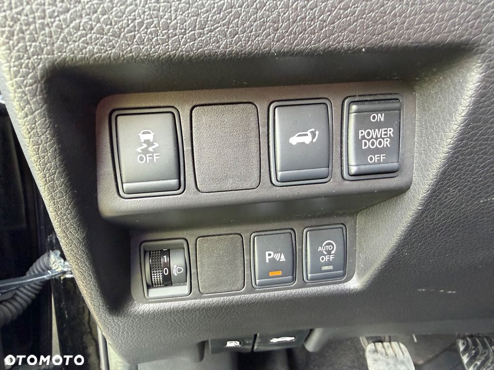 Nissan X-Trail 1.6 DIG-T Tekna - 26