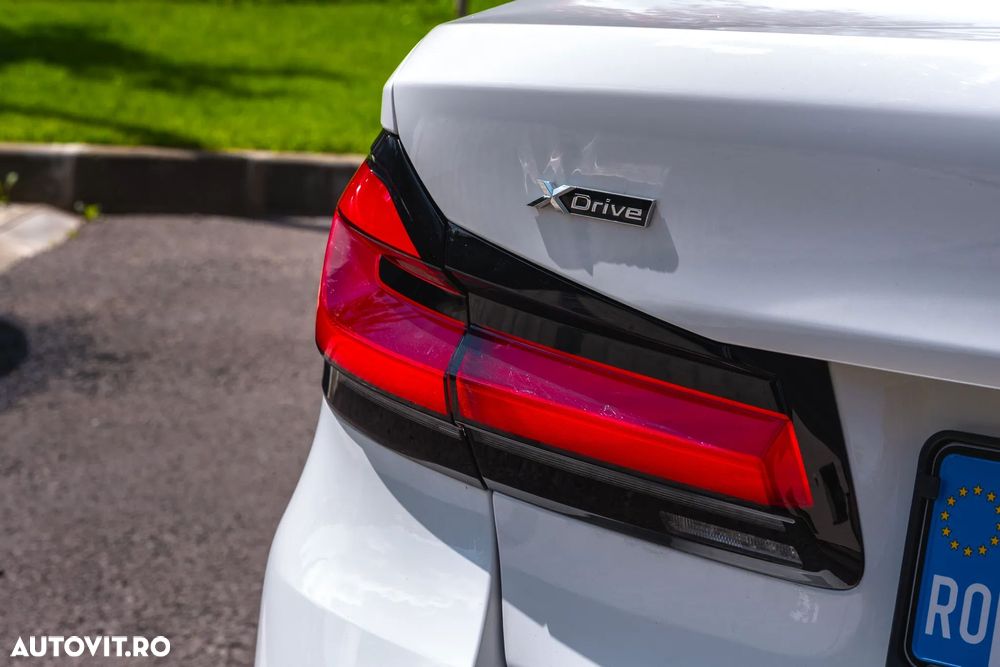 BMW Seria 5 530e xDrive AT PHEV - 11