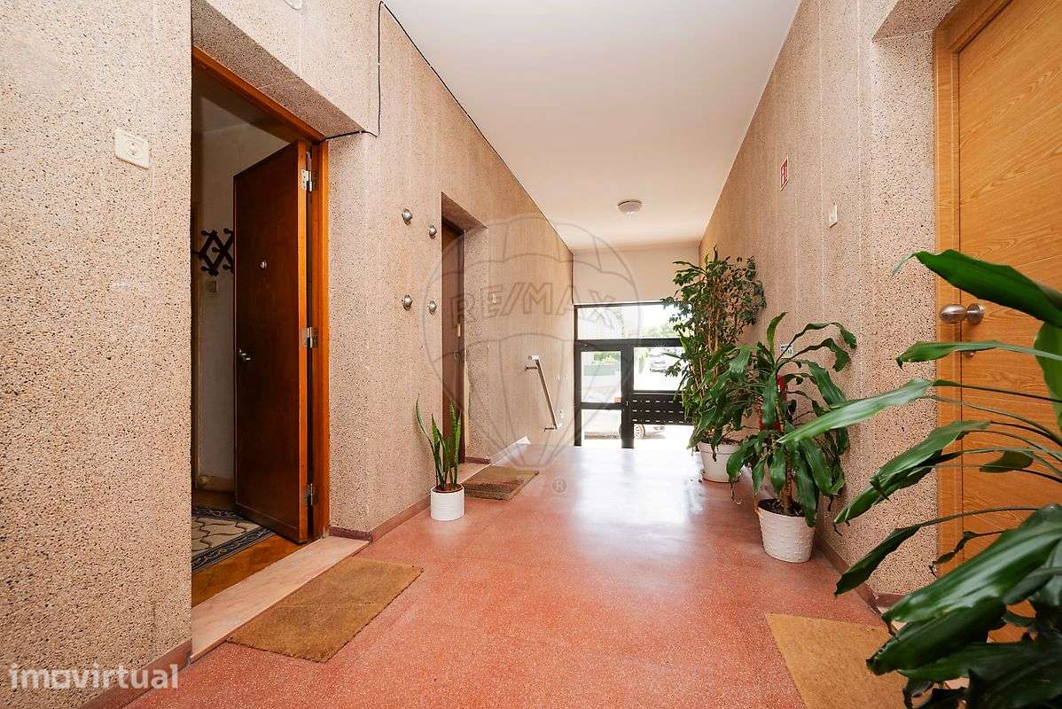 Apartamento T0 para venda - Grande imagem: 2/18