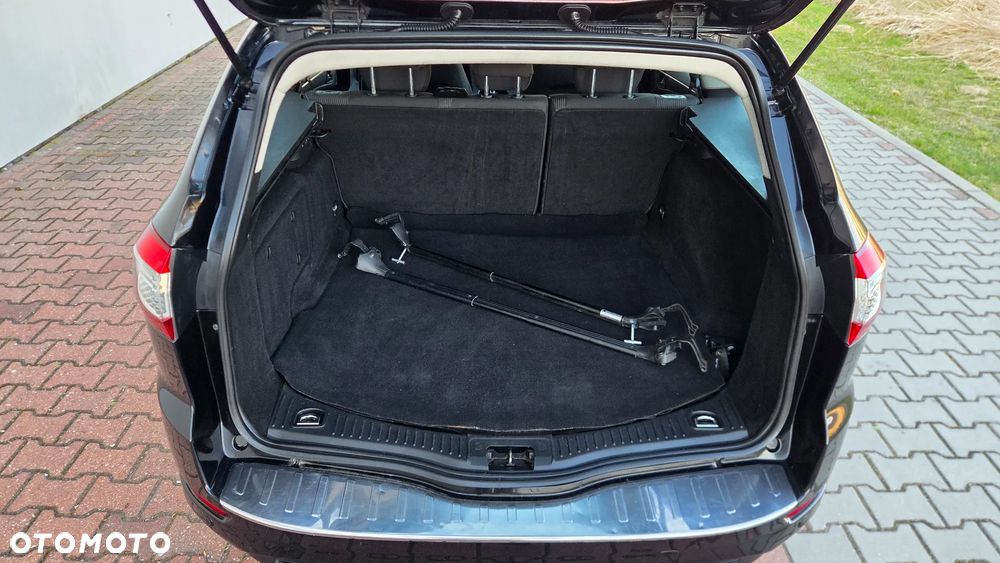 Ford Mondeo 2.0 TDCi Titanium - 17