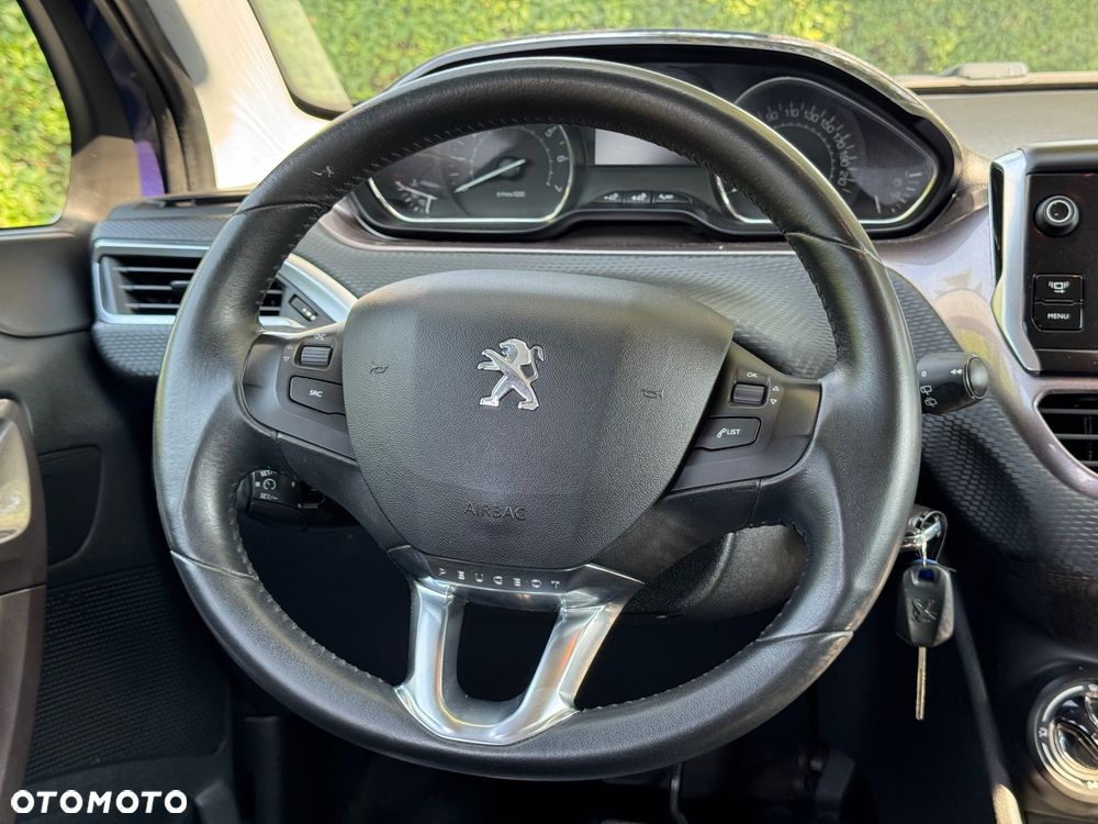 Peugeot 2008 - 12