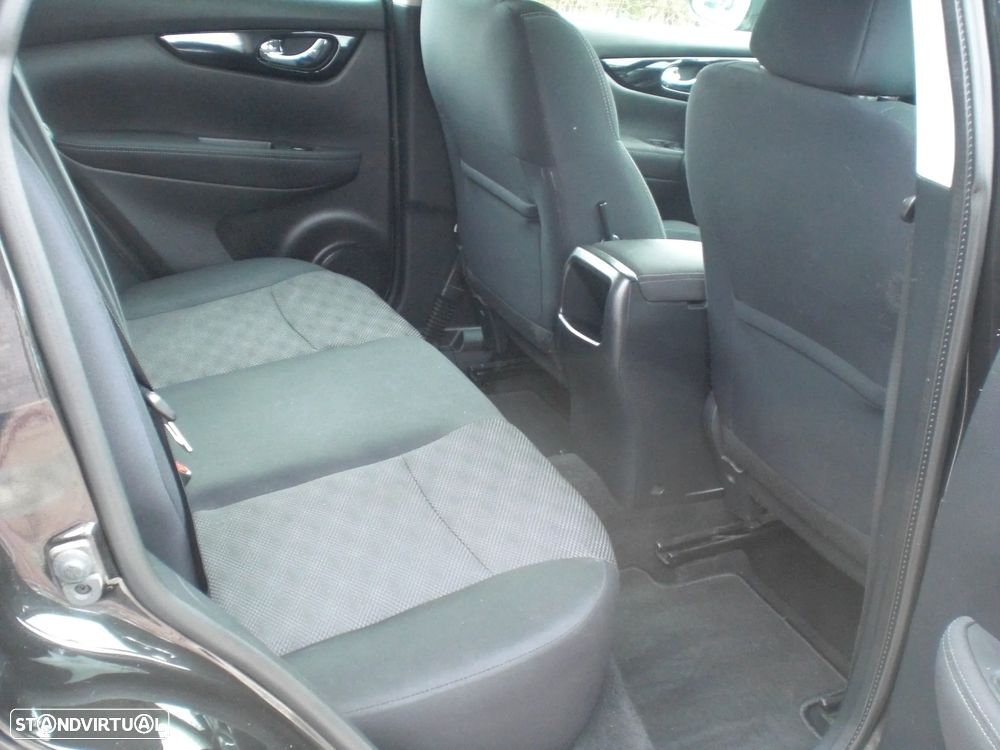 Nissan Qashqai 1.5 dCi Tekna Premium 17 129g - 24