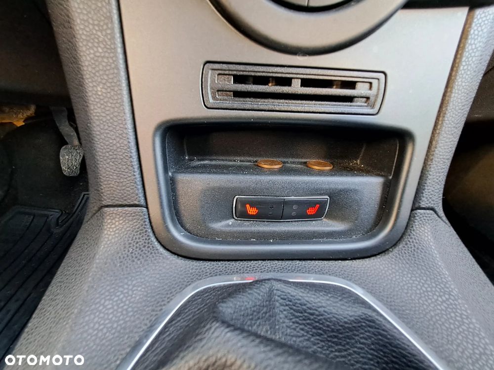 Renault Clio - 22