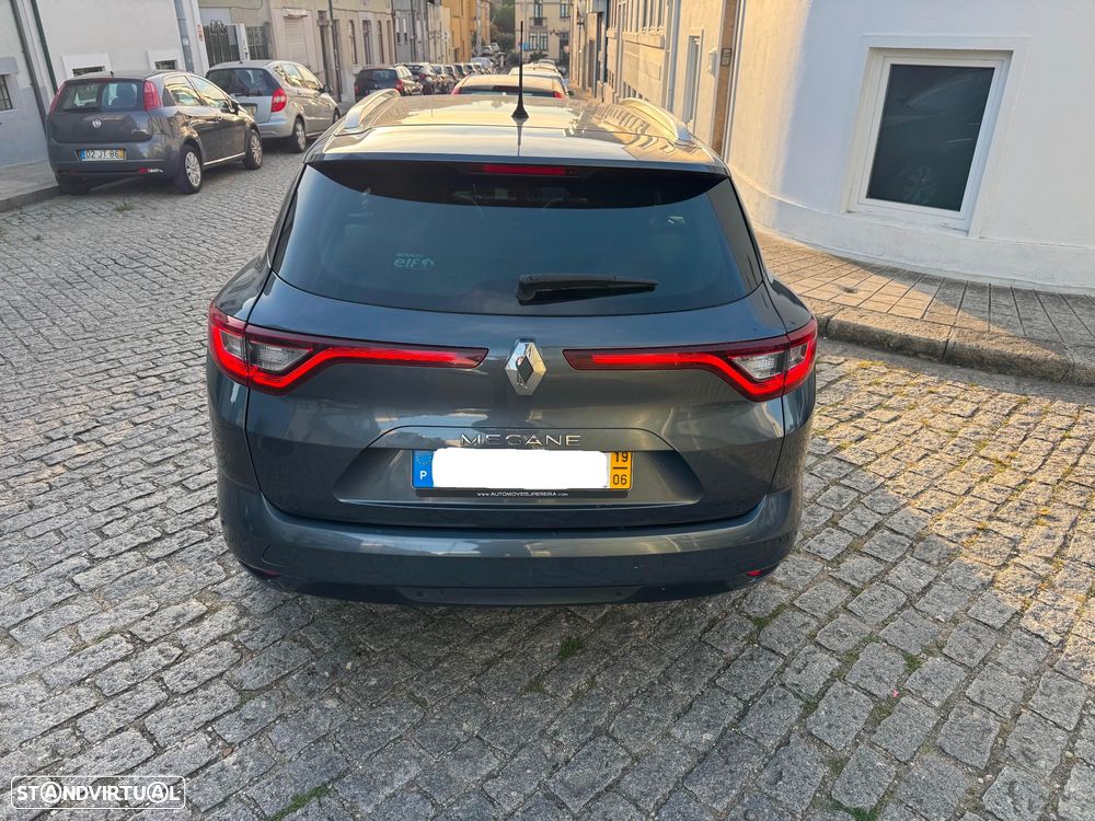 Renault Mégane Sport Tourer 1.3 TCe Limited EDC - 10