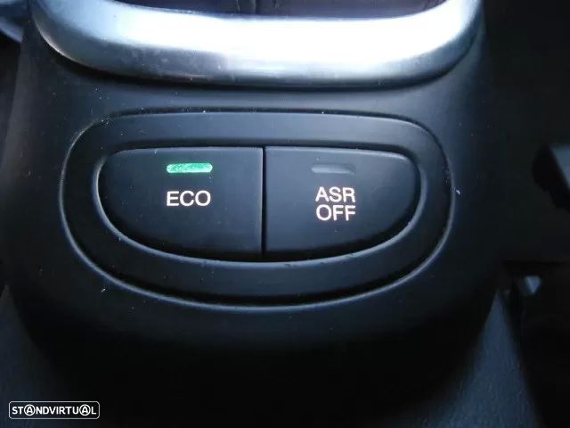 Fiat 500L 0.9 8V TwinAir Lounge S&S - 17