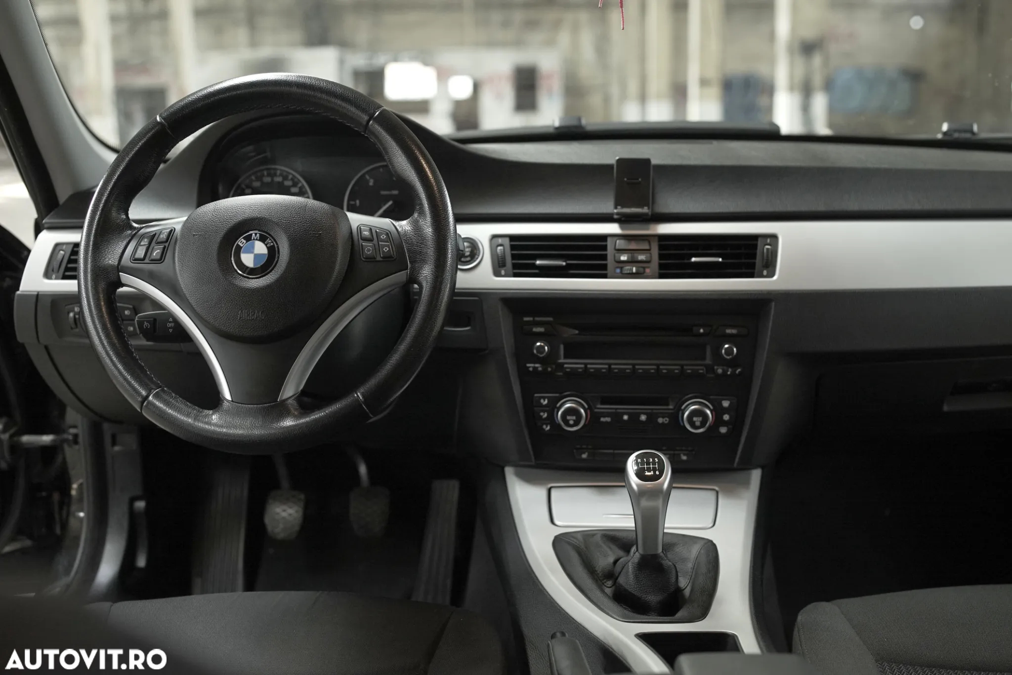 BMW Seria 3 318d - 5