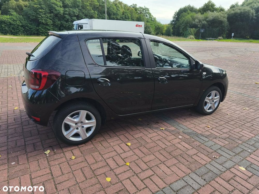 Dacia Sandero - 8