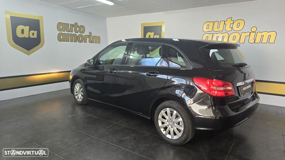 Mercedes-Benz B 180 CDi BlueEfficiency - 11