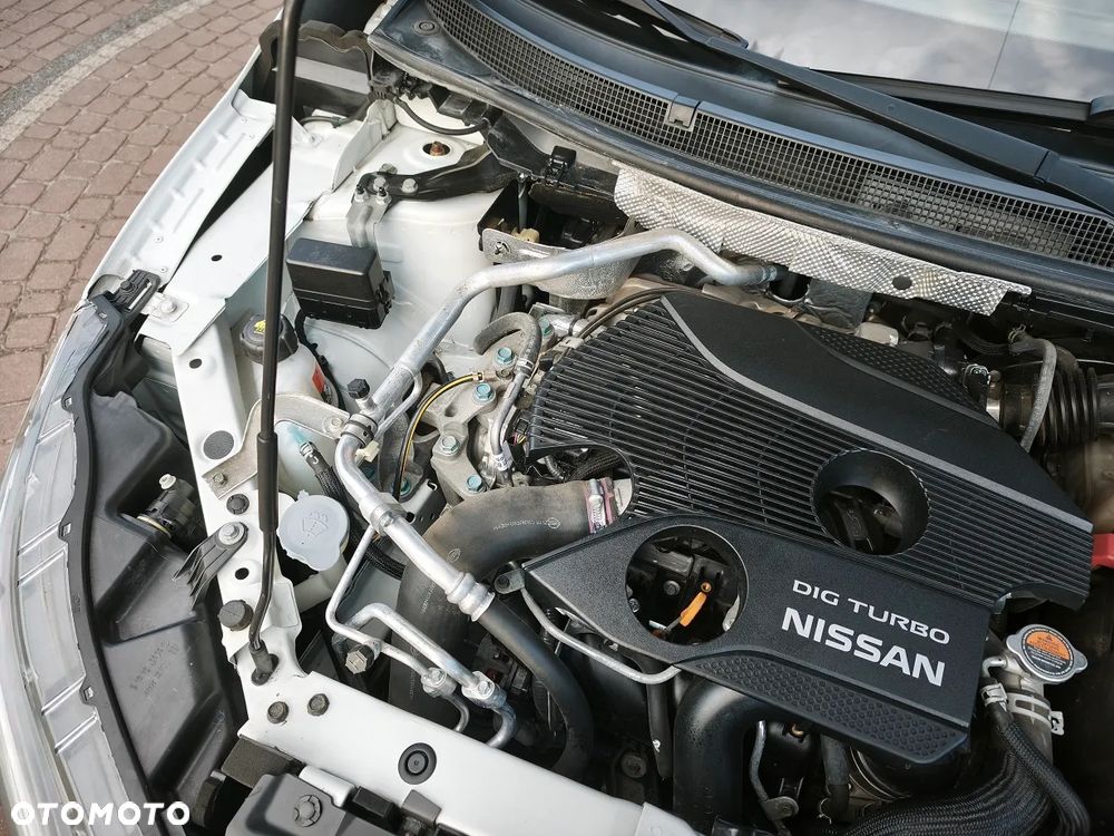 Nissan Qashqai 1.6 DIG-T N-Connecta - 21