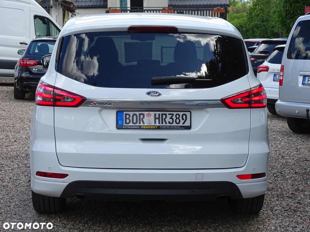 Ford S-Max - 10