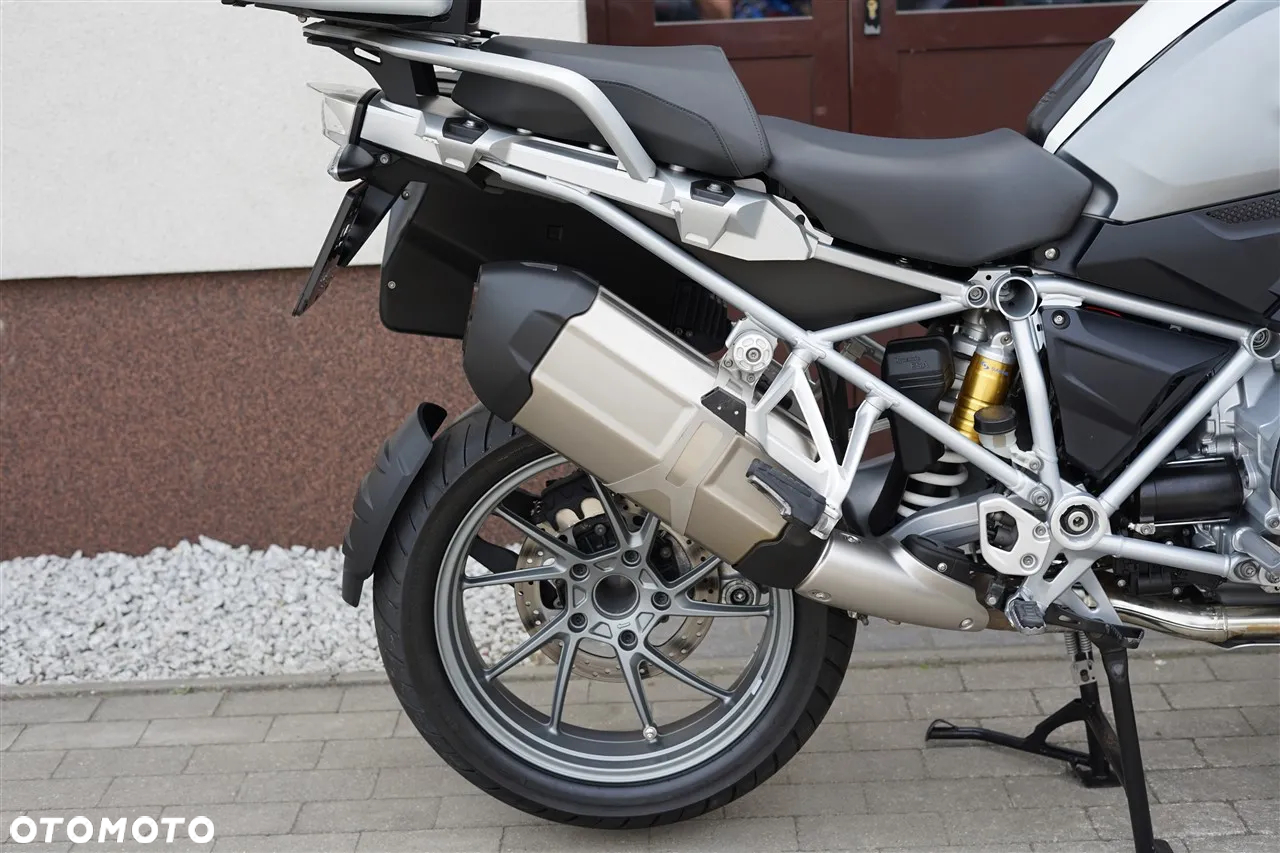 BMW R - 6
