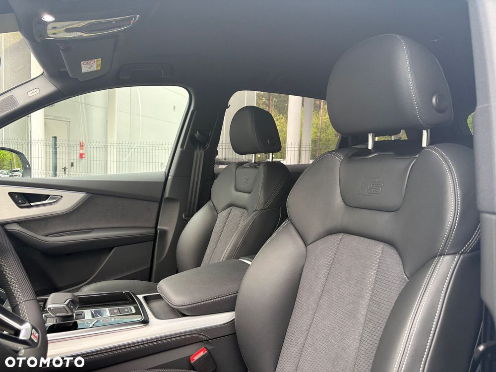 Audi Q7 - 12