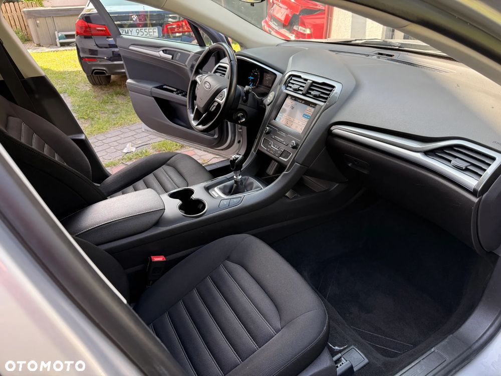 Ford Mondeo - 17