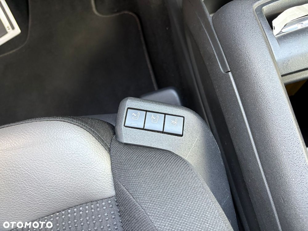 Citroën C4 Grand Picasso - 15