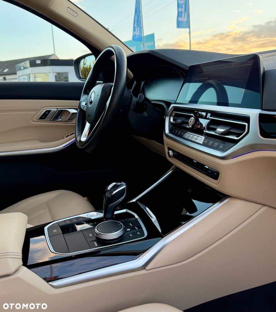 BMW Seria 3 320d Advantage sport - 35