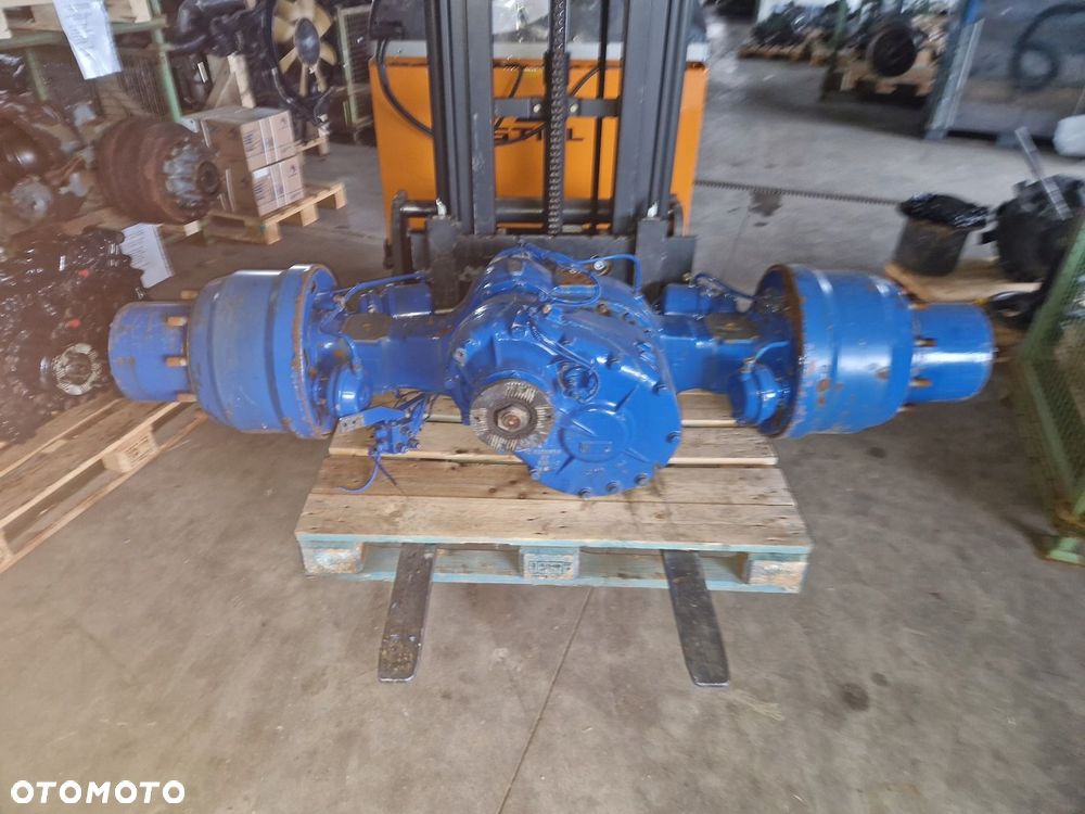 Most Kompletny IVECO TRAKKER 24/35 13T 6x4 8x4 8x8 6x6 Przelotowy Pośredni - 3