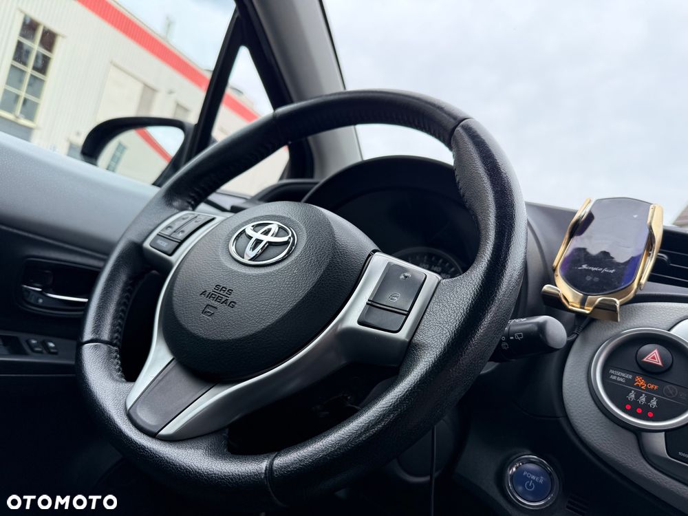 Toyota Yaris - 30