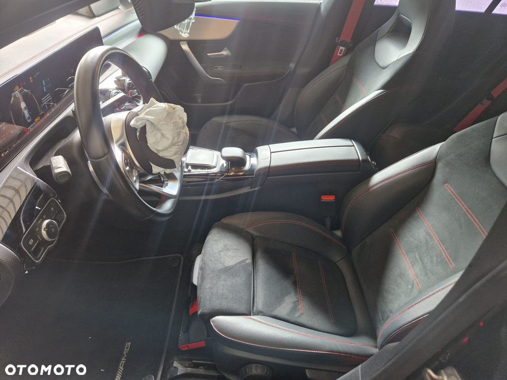 Mercedes-Benz CLA AMG 35 4-Matic 7G-DCT - 19
